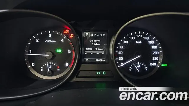 Hyundai Santa Fe 2015 thumb 7