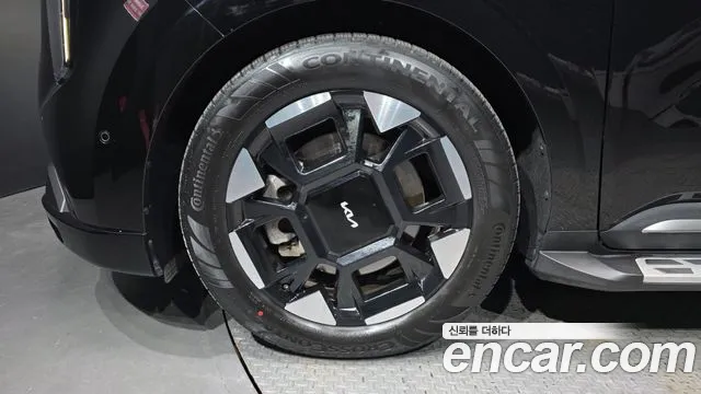 Kia Carnival 2024 thumb 4
