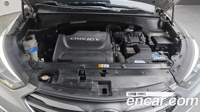 Hyundai Santa Fe 2017 thumb 6