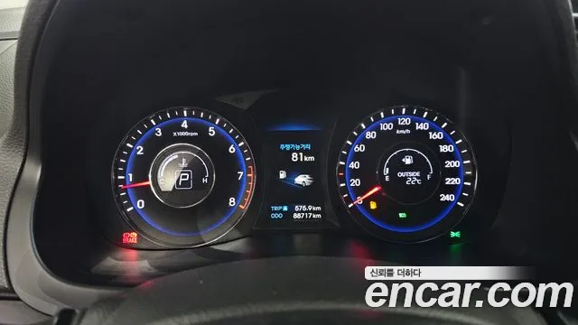 Hyundai i40 2013 thumb 7