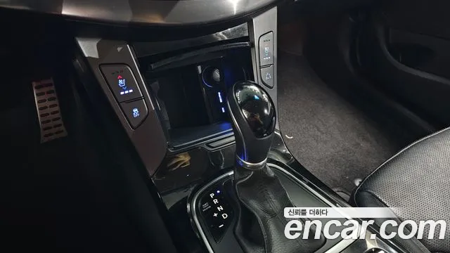 Hyundai i40 2013 thumb 8