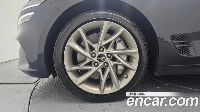 Genesis G70 2023 thumb 5