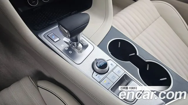 Genesis G70 2023 thumb 9