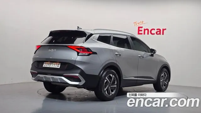 Kia Sportage 2023 thumb 2
