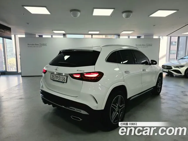 Mercedes-Benz GLA 2025 thumb 2