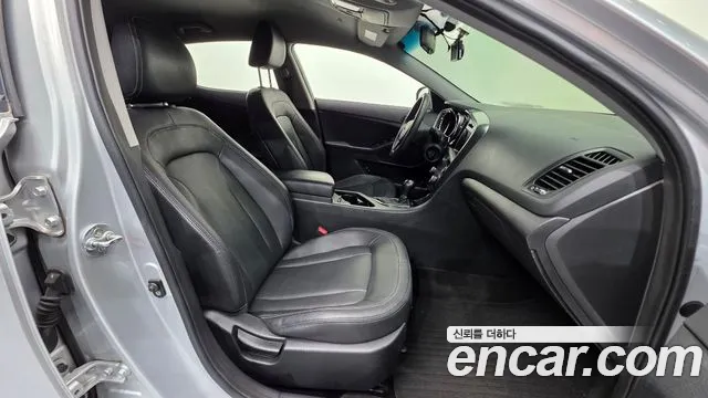 Kia K5 2013 thumb 10