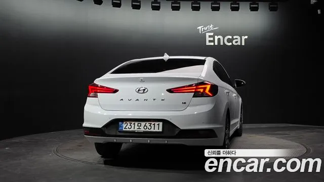 Hyundai Avante 2019 thumb 4