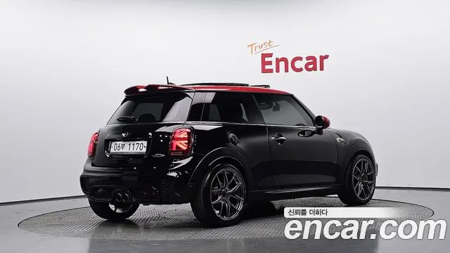 MINI Hatch 2017 thumb 2