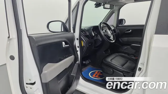 Kia Ray 2023 thumb 10