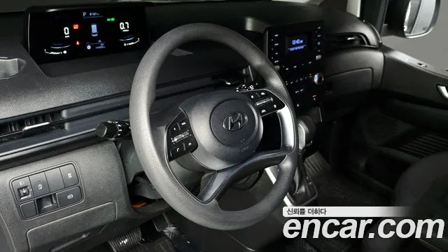 Hyundai Staria 2022 thumb 10