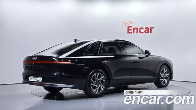 Hyundai Grandeur 2023 thumb 2