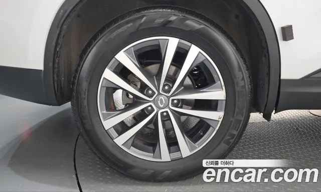Renault-KoreaSamsung Koleos 2020 thumb 5