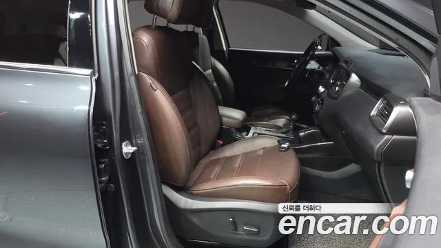 Kia Sorento 2016 thumb 11