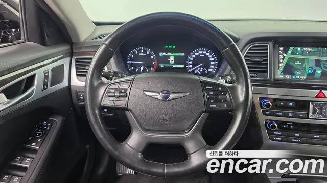 Genesis G80 2017 thumb 12