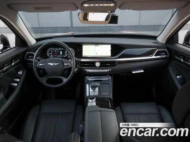 Genesis G90 2018 thumb 9