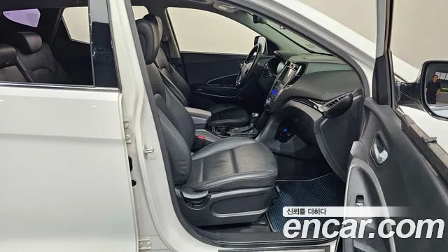 Hyundai Santa Fe 2013 thumb 11