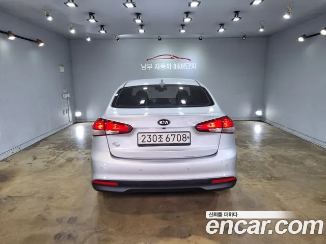 Kia K3 2017 thumb 5