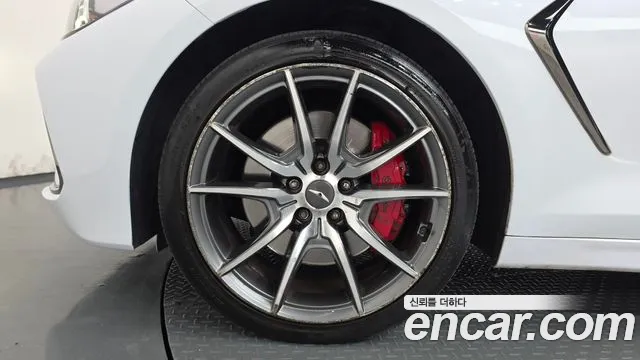Genesis G70 2018 thumb 5