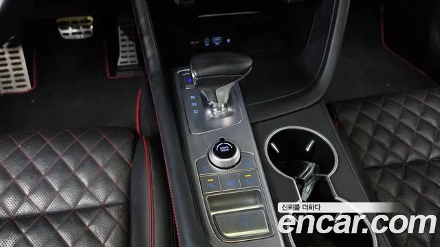 Genesis G70 2018 thumb 9