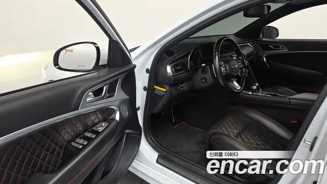 Genesis G70 2018 thumb 10