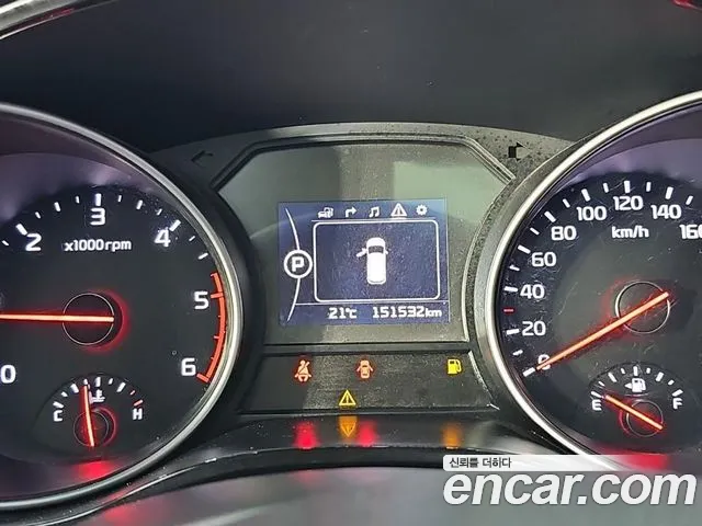 Kia Carnival 2014 thumb 7