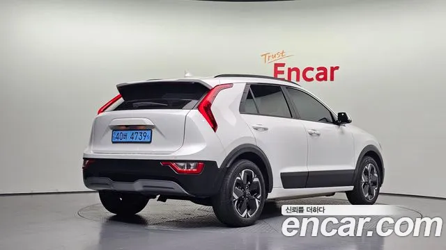 Kia Niro 2022 thumb 2