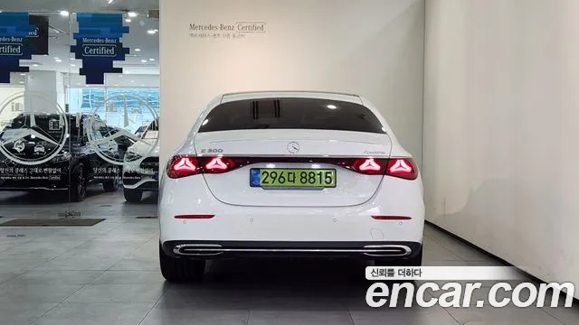 Mercedes-Benz E-Класс 2026 thumb 4