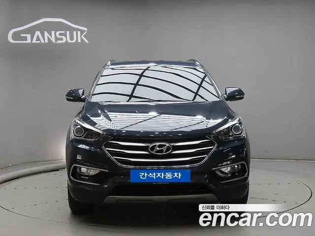 Hyundai Santa Fe 2017 thumb 3