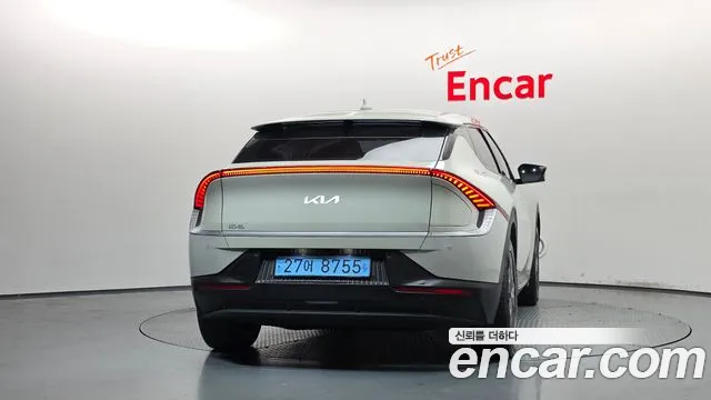 Kia EV6 2022 thumb 4