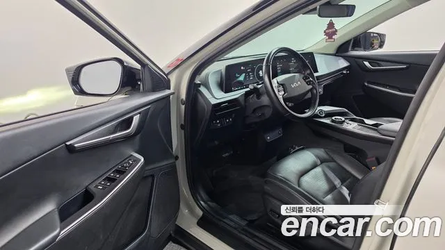 Kia EV6 2022 thumb 10
