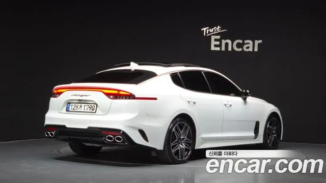 Kia Stinger 2020 thumb 2