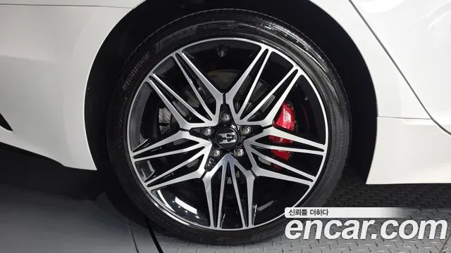 Kia Stinger 2020 thumb 5