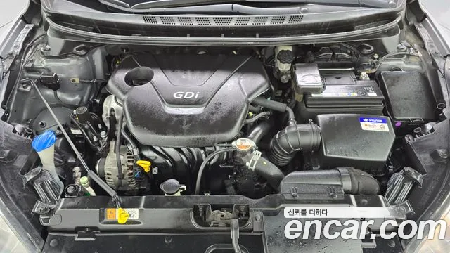Hyundai Avante 2015 thumb 6