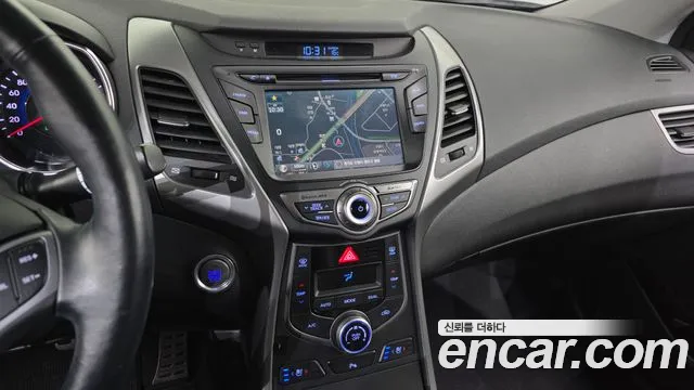 Hyundai Avante 2015 thumb 12