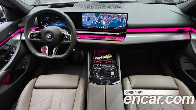 BMW 5-Series 2025 thumb 7