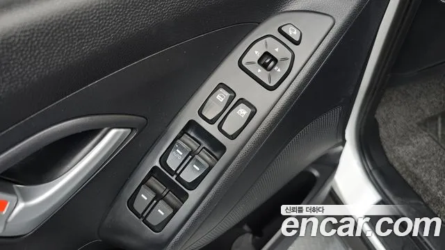 Hyundai Tucson 2014 thumb 12