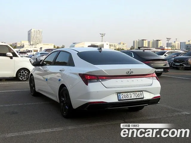 Hyundai Avante 2022 thumb 4