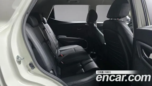 KG_Mobility_Ssangyong TIBOLI 2021 thumb 11