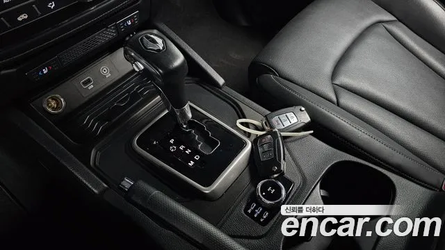 KG_Mobility_Ssangyong Rexton 2019 thumb 8