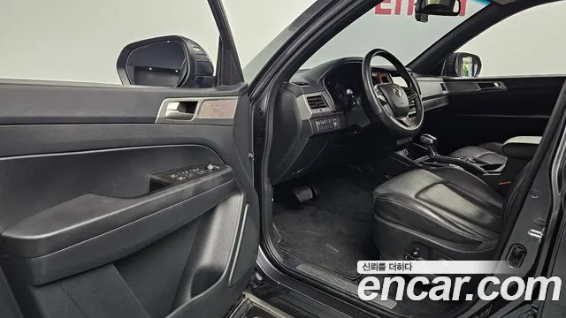 KG_Mobility_Ssangyong Rexton 2019 thumb 9