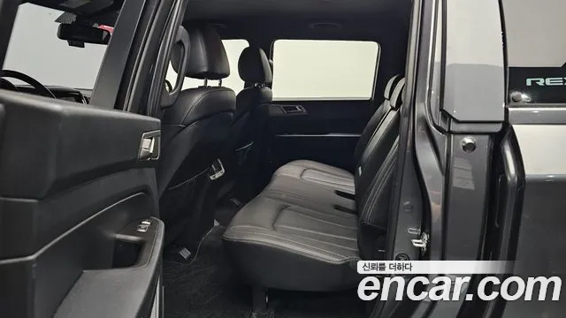 KG_Mobility_Ssangyong Rexton 2019 thumb 11