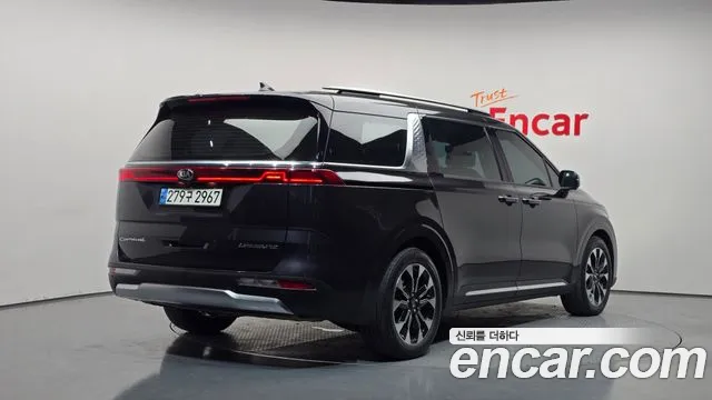 Kia Carnival 2020 thumb 2