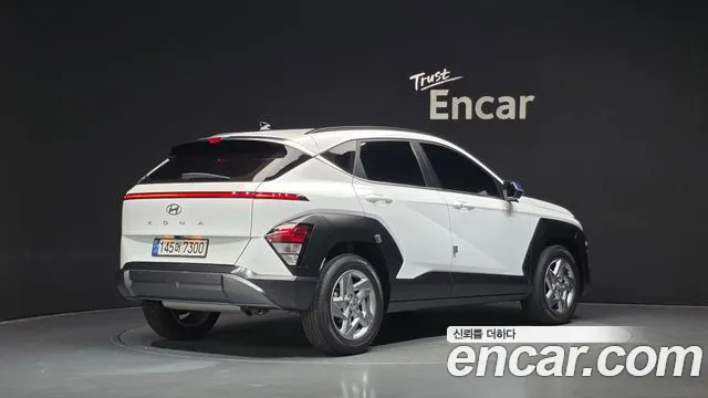 Hyundai Kona 2023 thumb 2
