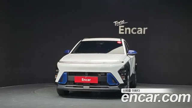 Hyundai Kona 2023 thumb 3