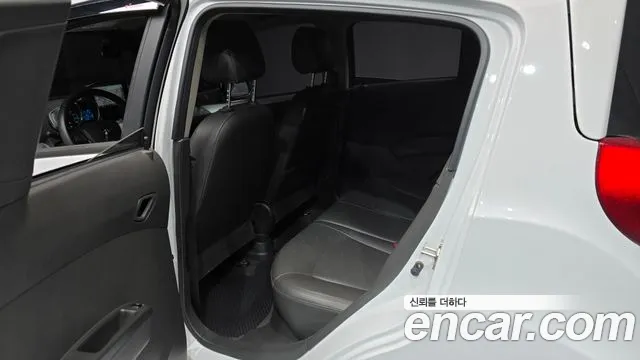 ChevroletGMDaewoo Spark 2015 thumb 11