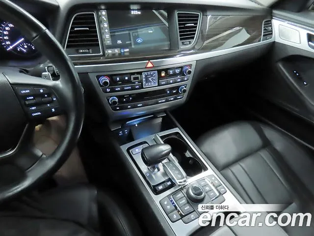 Genesis G80 2018 thumb 10