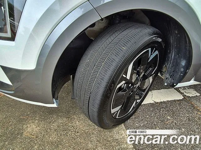 Kia Niro 2023 thumb 5