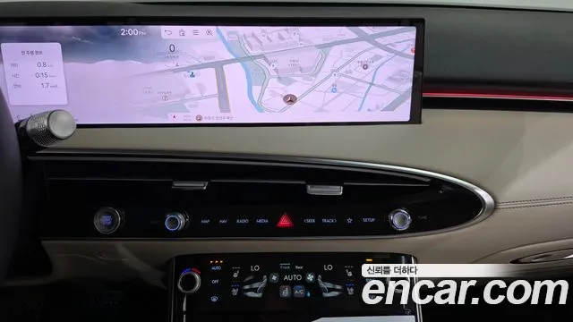 Genesis GV70 2024 thumb 12
