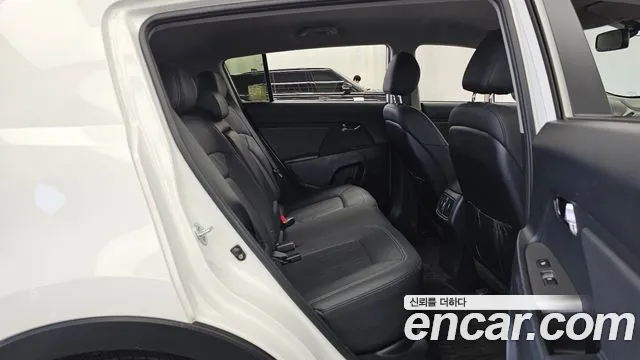 Kia Sportage 2013 thumb 12