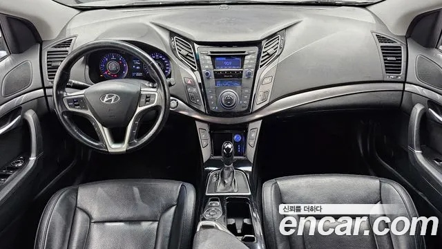 Hyundai i40 2012 thumb 7